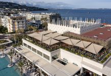 Eleganza e tecnologia sulla terrazza del Palm Beach Cannes