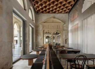 Architettura della soglia