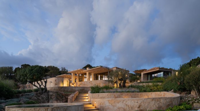 Villa S affacciata sul Golfo degli Aranci, Sardegna