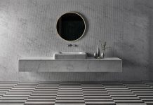 Sensibilità scultorea che evoca le Nereidi della mitologia greca