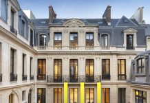 L’eleganza ritrovata di un hôtel particulier parigino