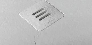 Il piatto doccia alleggerito che rivoluziona l’installazione