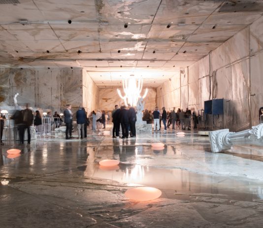 La cava di marmo diventa una camera delle meraviglie