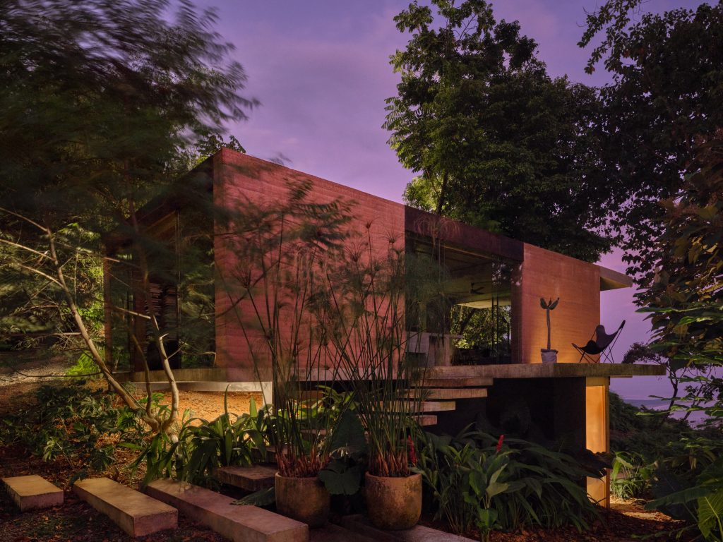 studio house formafatal