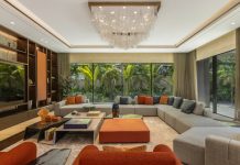 Villa Imperiale, il massimalismo dello studio Etereo a Dubai