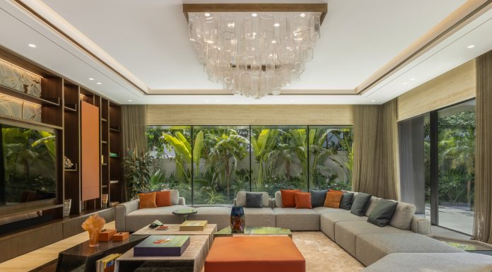 Villa Imperiale, il massimalismo dello studio Etereo a Dubai