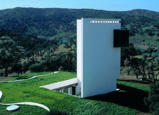 La Casa de Retiro Espiritual 50 anni dopo