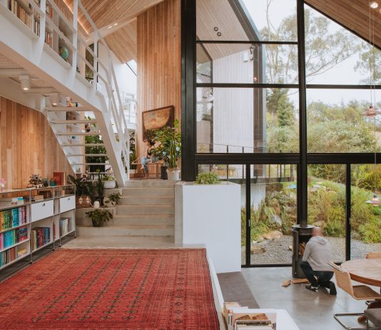 Una casa dai molti mondi