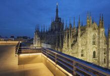 La luce nel percorso sky walk della Galleria Vittorio Emanuele II a Milano