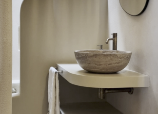 A Varigotti un rifugio dal carattere caldo e organico