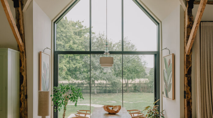 The Great Barn: rifugio contemporaneo nel Wiltshire the great barn