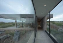 Music Room – Casa La Flecha: tra cemento, legno e orizzonte music room