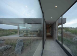Music Room – Casa La Flecha: tra cemento, legno e orizzonte music room