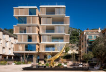 17024Varigotti: il paesaggio diventa architettura