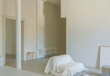 Set Architects completa la ristrutturazione di un appartamento di inizio Novecento a Roma