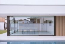 L’architettura orizzontale di Villa TM villa tm