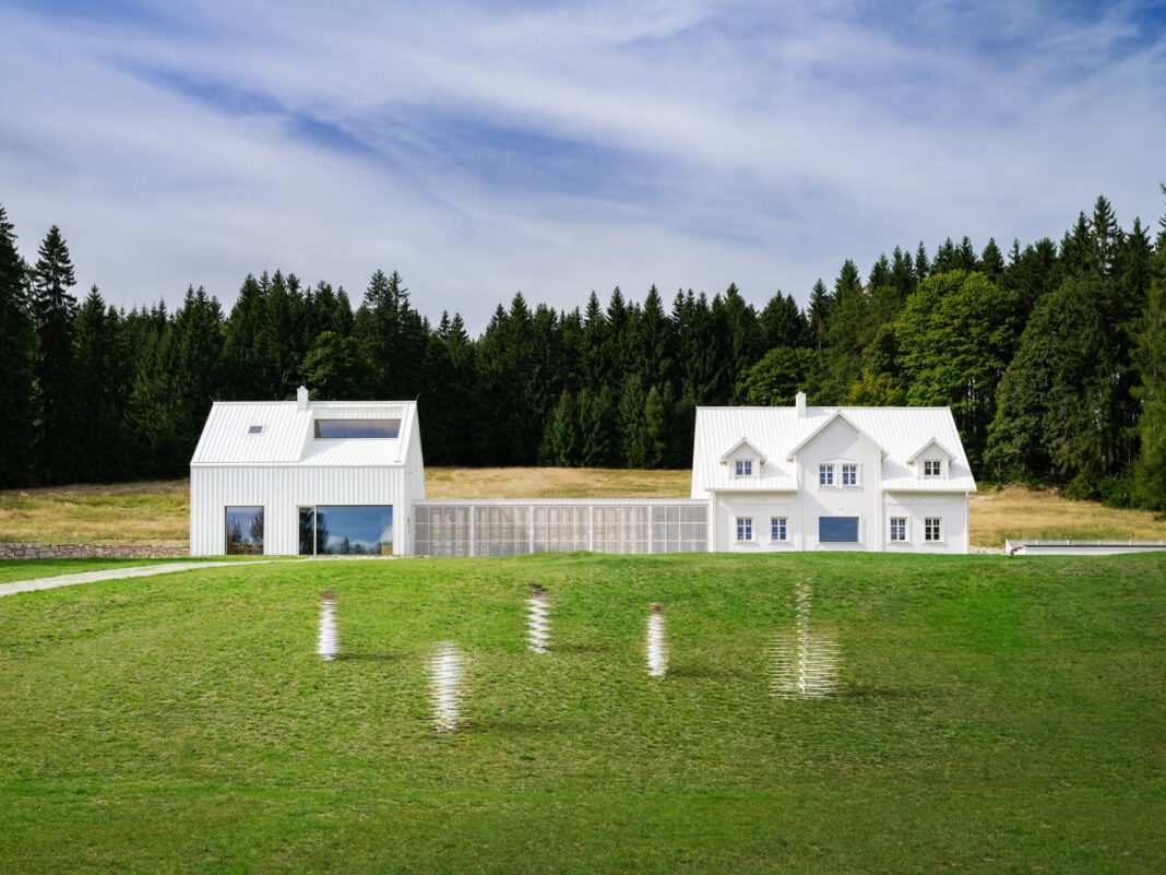 no-architects-sudetenland-resurrection-01-studio-flusser sudetenland