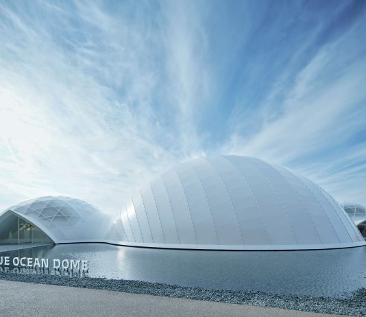 Blue Ocean Dome, Shigeru Ban Architects, Japan
