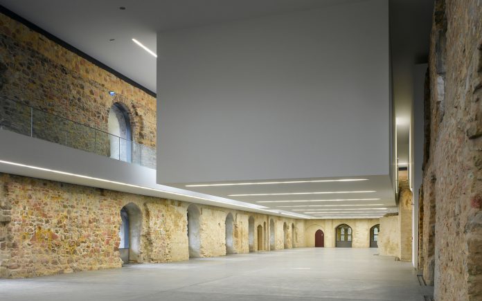 1.OG: Ausstellung West