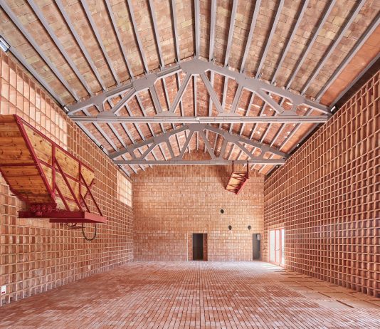 Renovation of the Agricultural Cooperative, Camps Felip Arquitecturia, Flix, Spagna