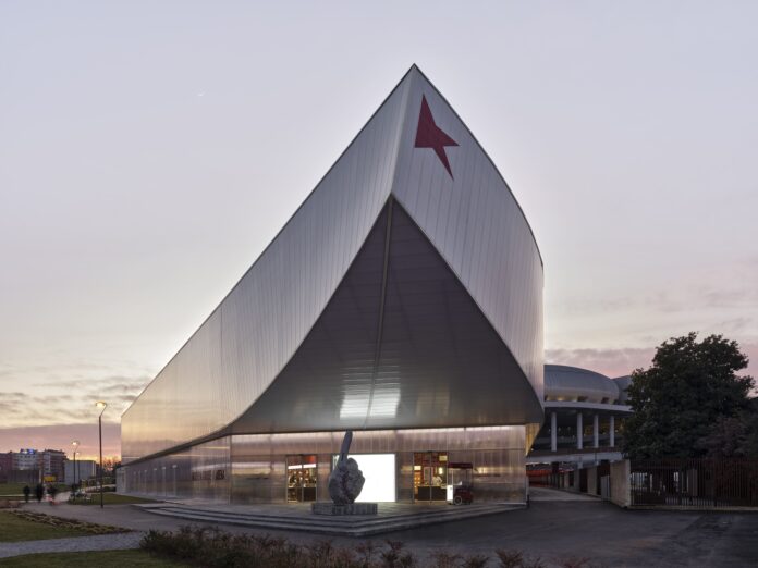 Federico-Covre_Polypiù_Golden-Goose-Arena_Milano_2026_25 copia