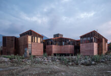 Silence House, Alejandro D’Acosta, Xaagá