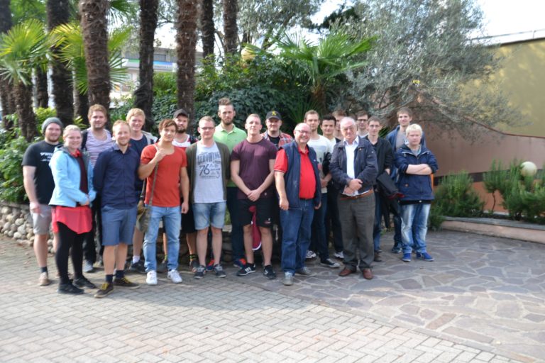 Studenti danesi in visita alla API di Mozzate