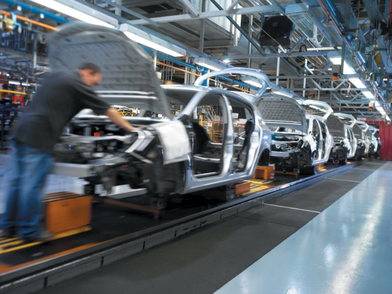 Castrol annuncia una nuova era nei biolubrificanti ad elevate prestazioni