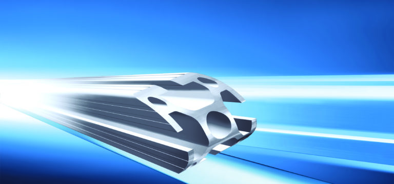 Sistema di profilati in alluminio e accessori per ogni applicazione