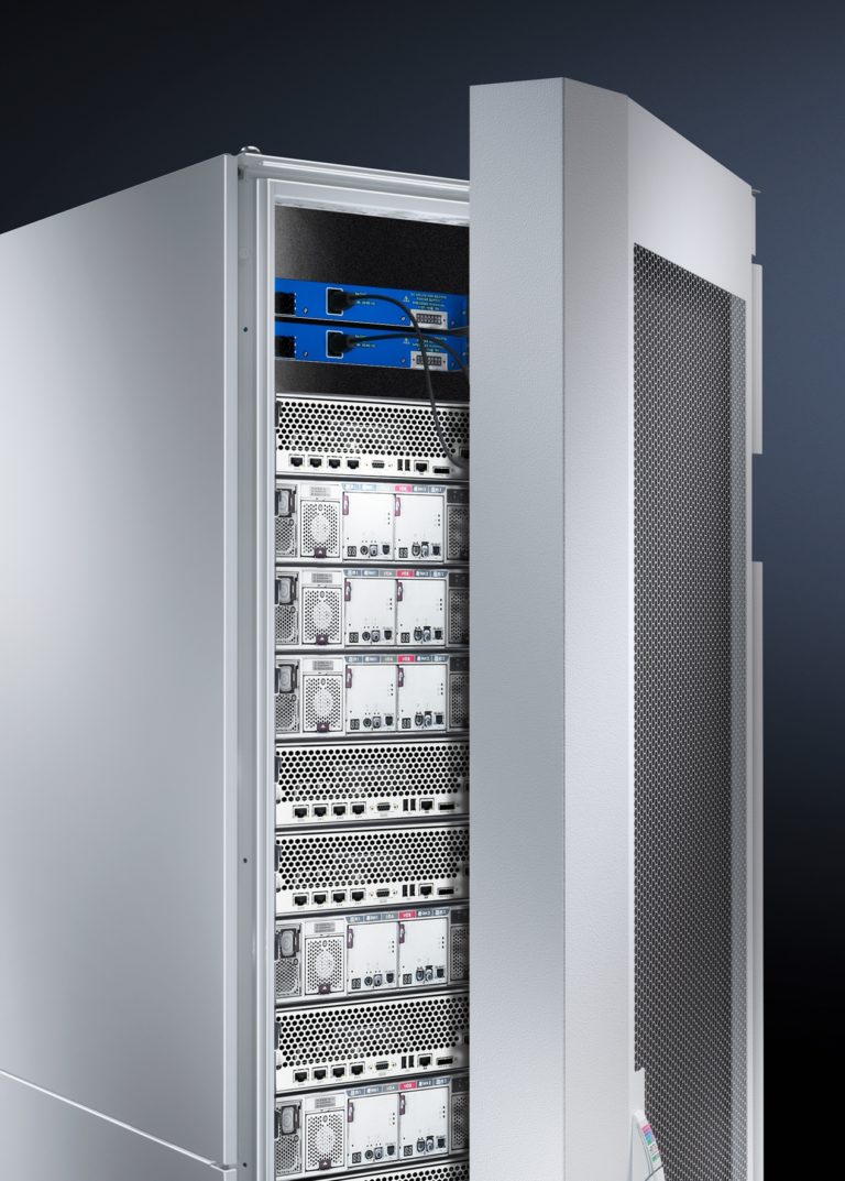 LCP Hybrid CW di Rittal: elevata potenza frigorifera,  nessun consumo energetico