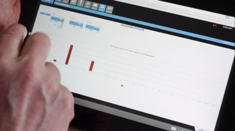 Socomec rende il monitoraggio dei consumi semplice e funzionale con il nuovo web server WEBVIEW