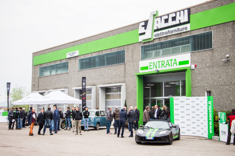 Inaugurato il nuovo punto vendita Sacchi in Valtellina