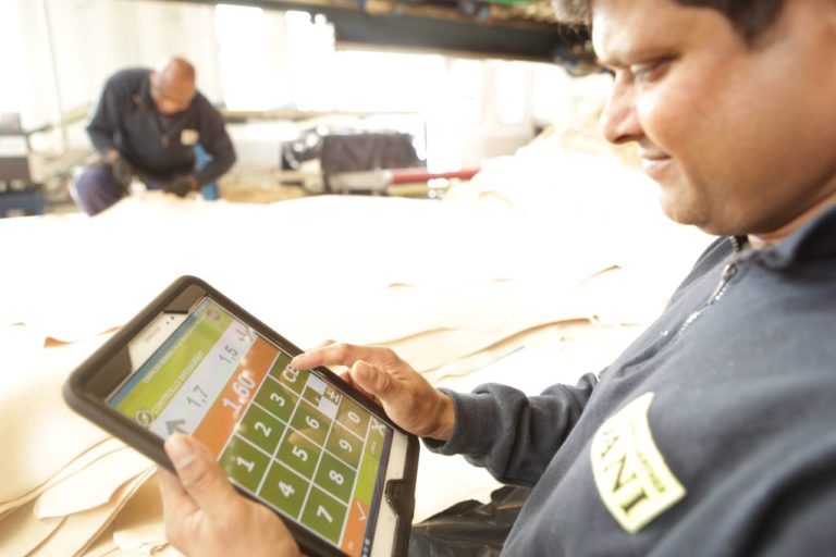 Installare un Mes migliora la produttività in conceria