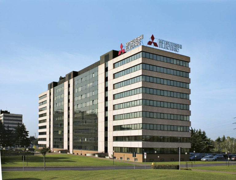 Mitsubishi Electric, filiale italiana, presenta la Mechatronics Cnc Division