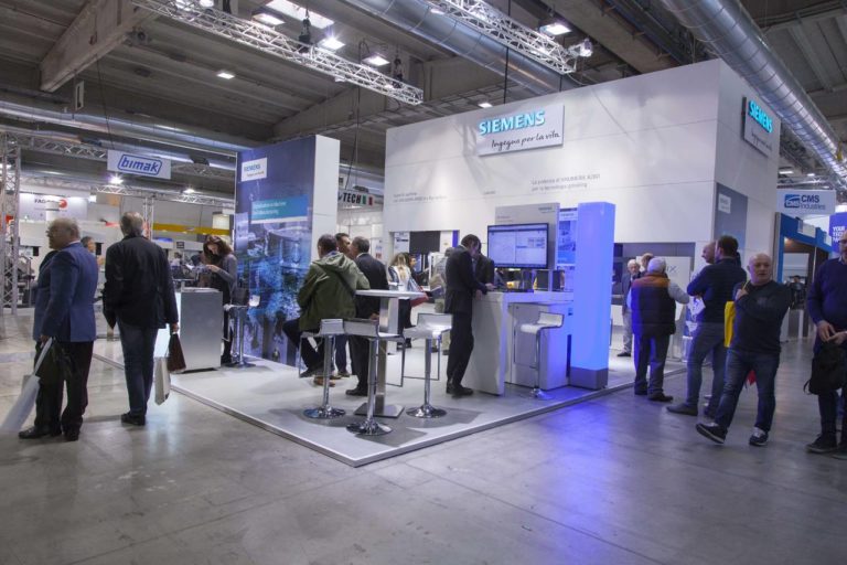 Siemens porta la digitalizzazione nel manifatturiero