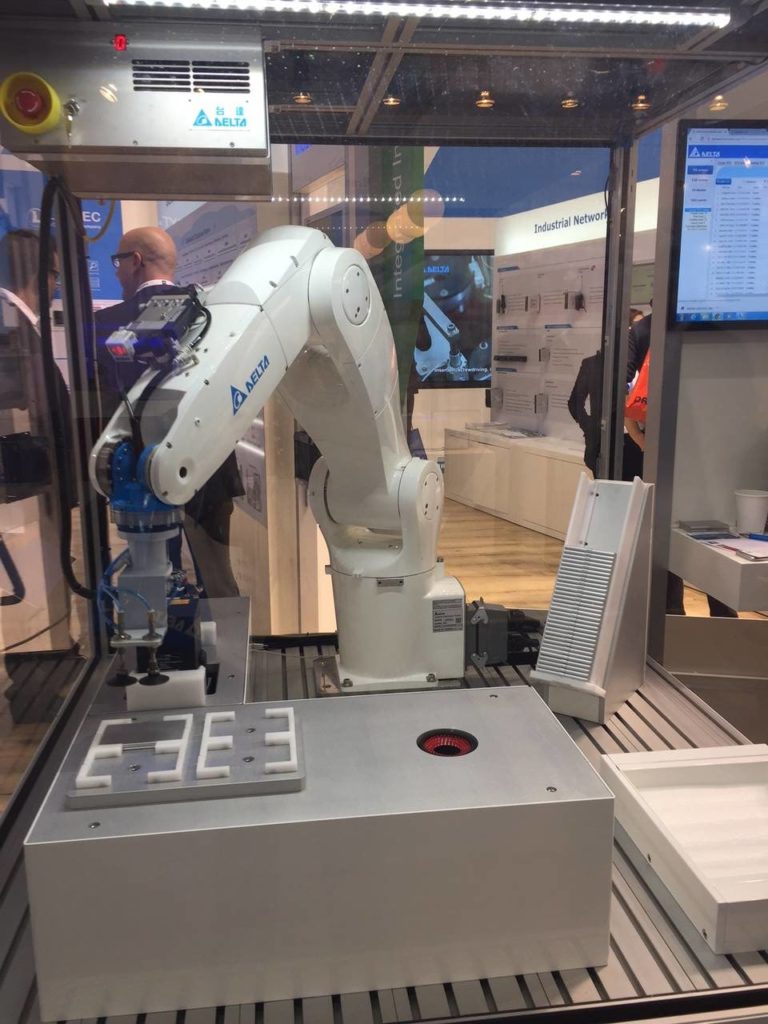 Delta scommette sulla robotica per lo smart manufacturing