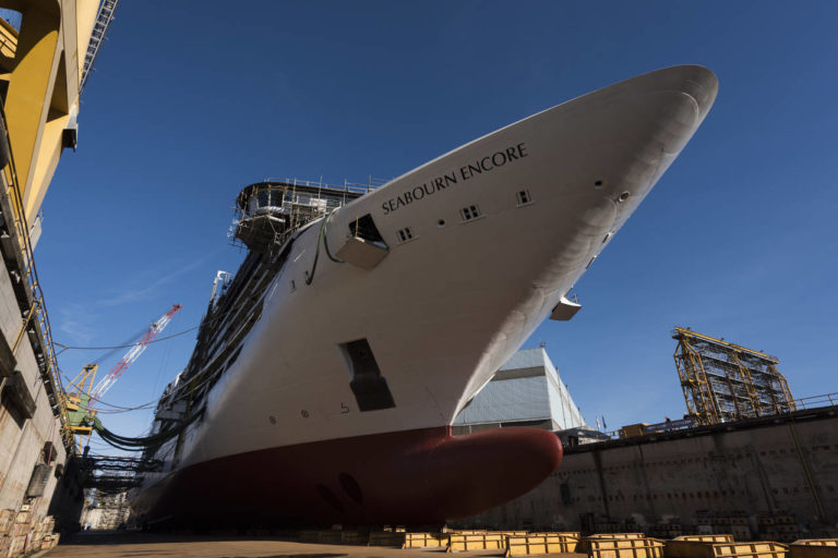 STX acquisisce la maggioranza di Fincantieri