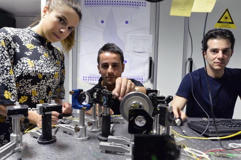 Fotoni e tecnologie quantistiche per il futuro della strumentazione