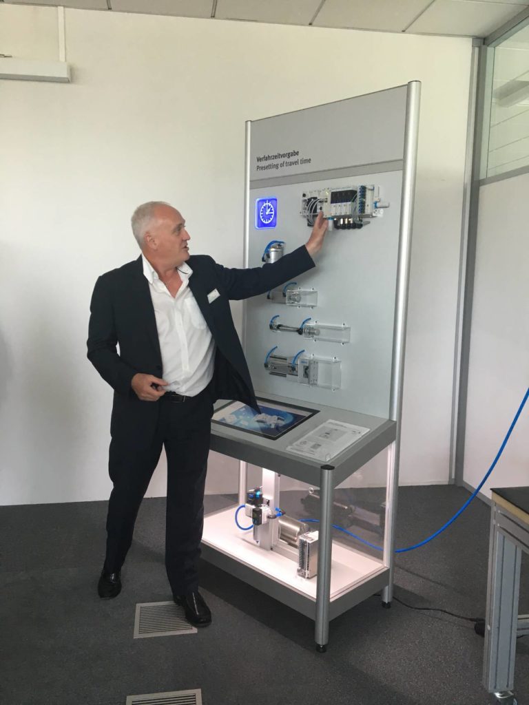 Festo IPC 2017, a Parigi si parla di futuro per pneumatica e automazione