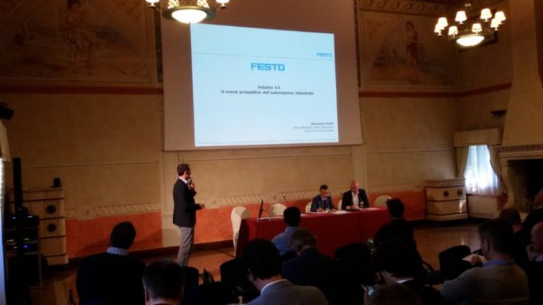 Festo trasforma la smart factory da obiettivo a realtà