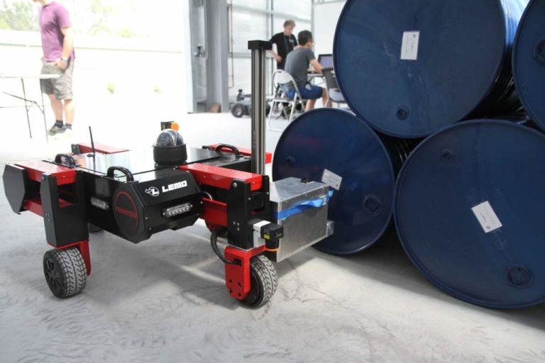 Lemo sostiene le attività di Rovenso, finalista al Robotics Challenge