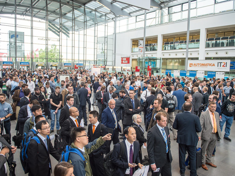 I robot di servizio conquistano sempre più settori