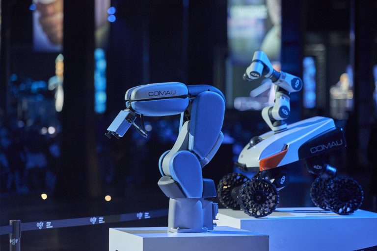 I robot e le tecnologie Comau all’evento “Piano Impresa 4.0″