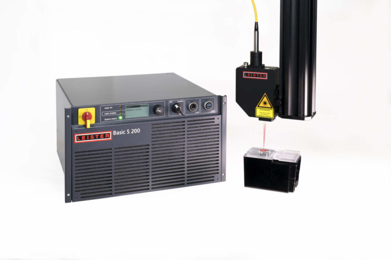 Laser Basic S, la nuova saldatrice di Leister pensata per l’industria medicale