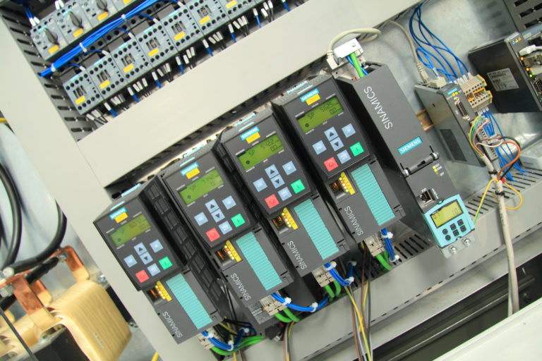 Impianti in sicurezza con soluzioni Siemens e consulenza Telmotor