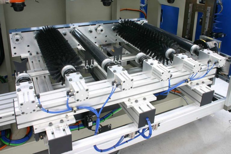 Macchine insetolatrici Borghi con tecnologia Festo