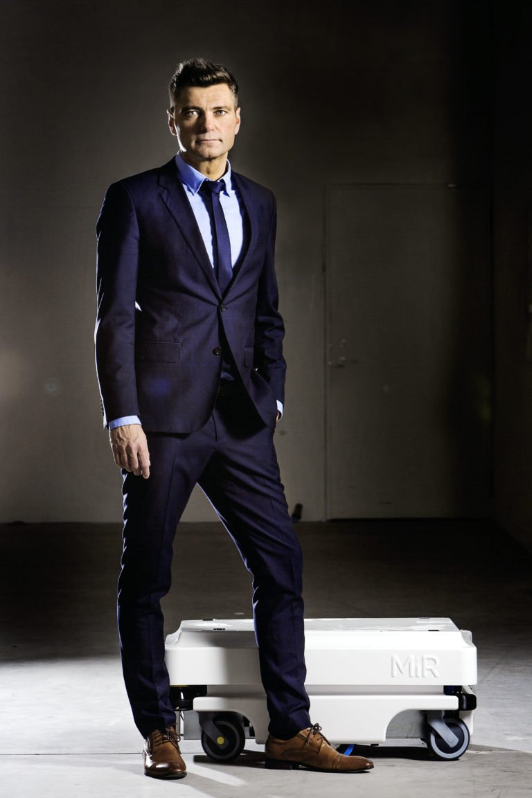 Robot MiR per ottimizzare la logistica interna di Faurecia