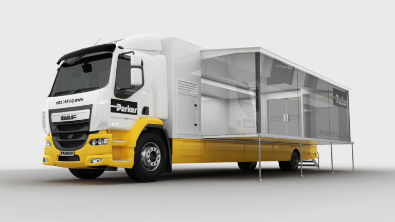 Parker on the road con il suo camion espositivo interattivo