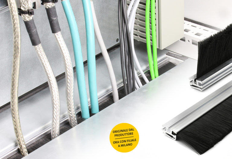 Quadri elettrici: un nuovo profilato per ingresso cavi da icotek