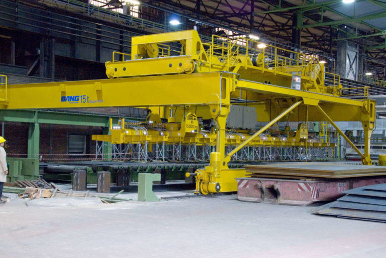 Sensoristica Turck Banner per gru speciali